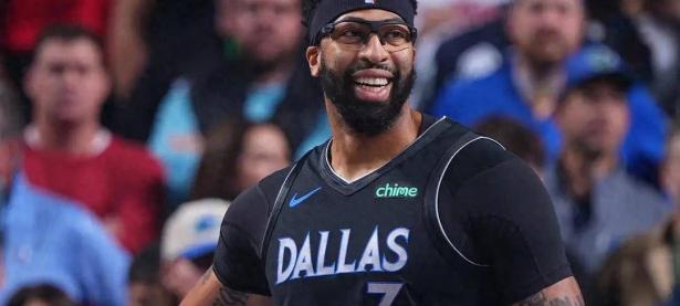 Kaiyun-浓眉哥在巴塞罗那比赛中势不可挡，出色防守引发热议！的简单介绍