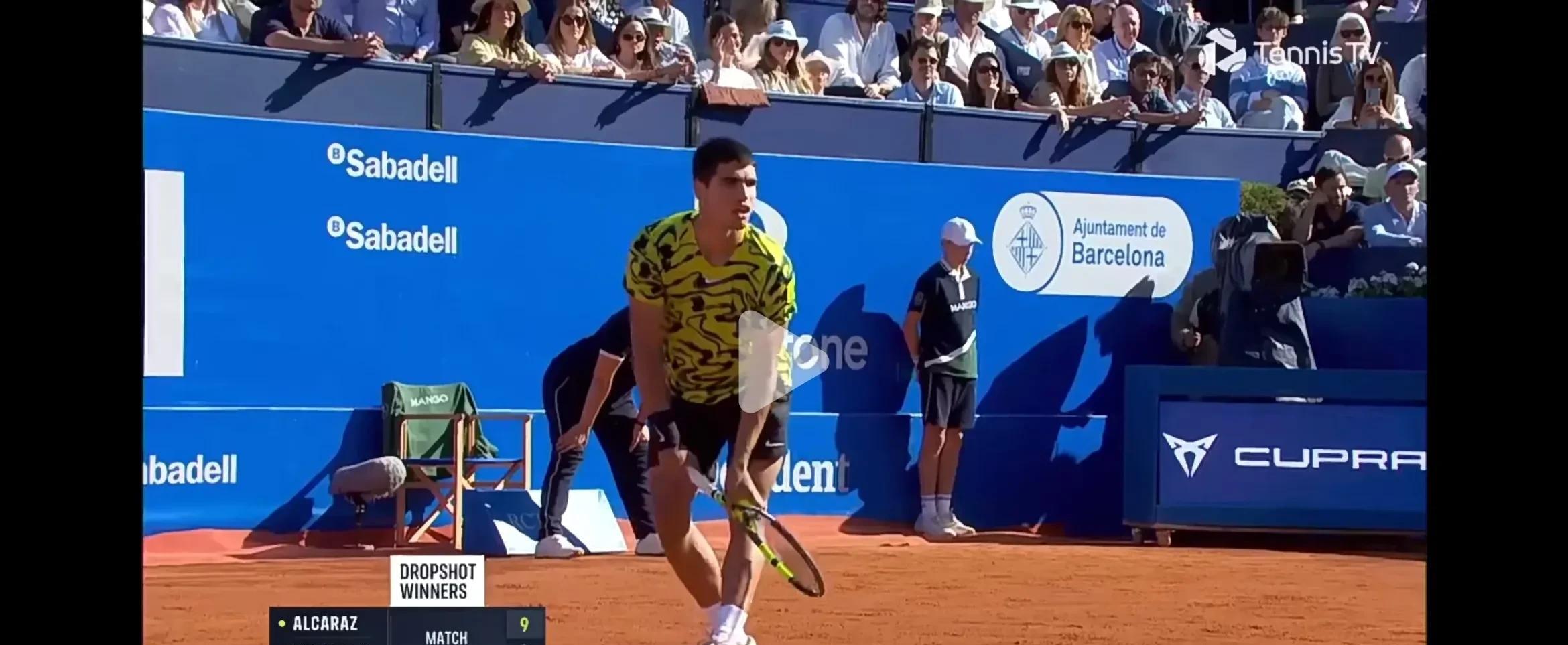 F1赛场再起风云：江南青龙队守住胜果瓯越火狐队，脚步移动更到位韧性与执行并存的简单介绍