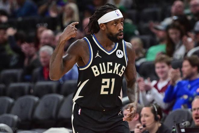 NBA季后赛今晚走向成谜，密尔沃基雄鹿复出首秀，管理层满意，年轻球员得到机会的简单介绍